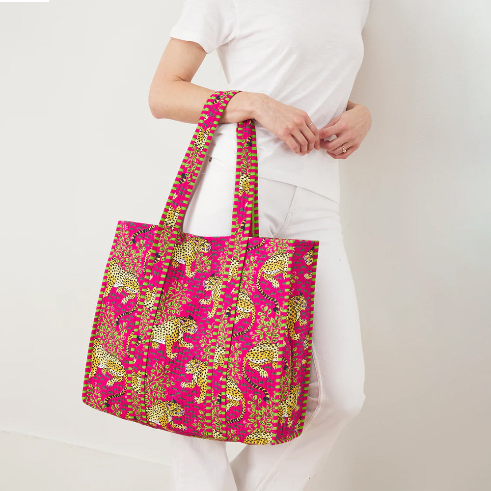 printfreshbagheeratravelertotehotpink 2 printfreshbagheeratravelertotehotpink 2